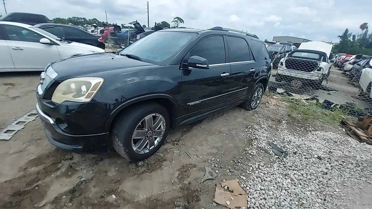 Photo of 2011 Gmc Acadia