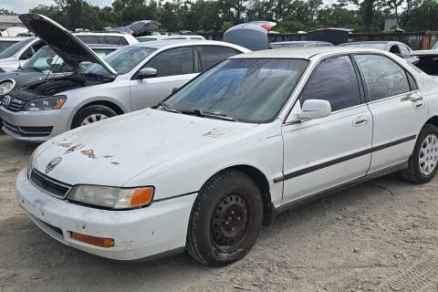 Photo of 1997 Honda Accord