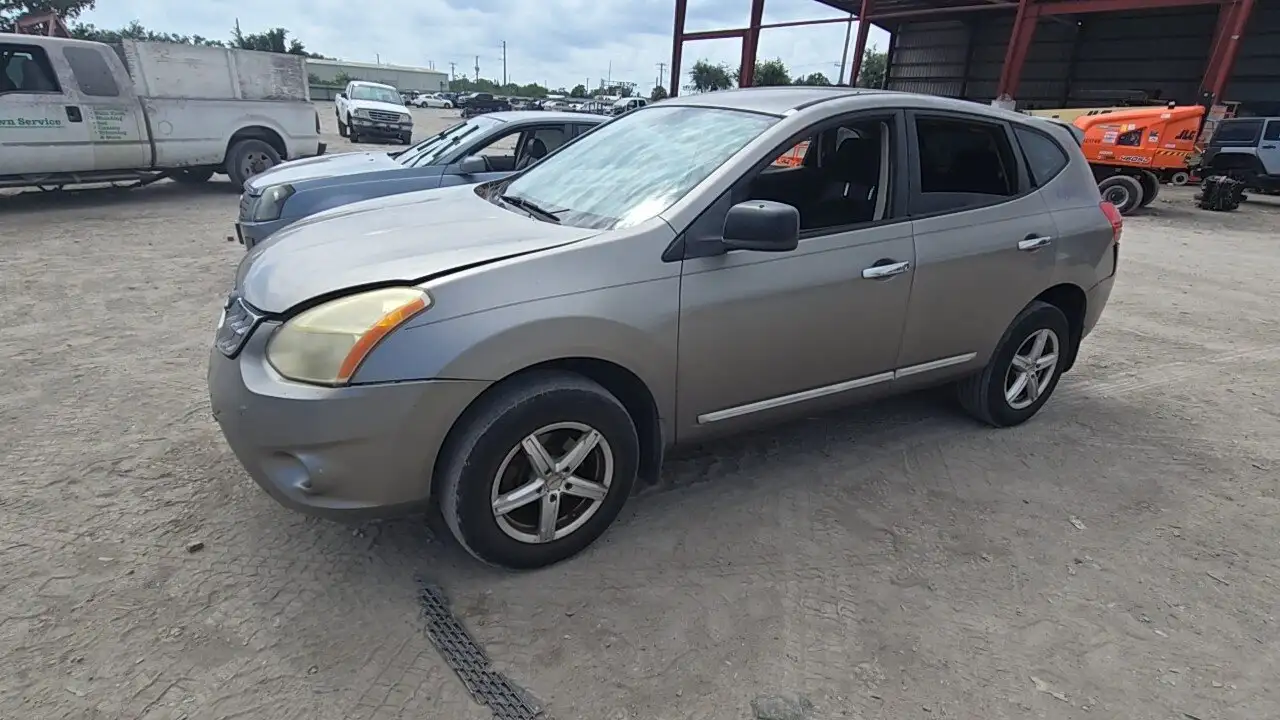 Photo of 2011 Nissan Rogue