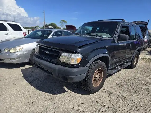 Photo of 1999 Ford Explorer