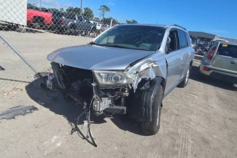 Photo of 2013 Toyota Highlander