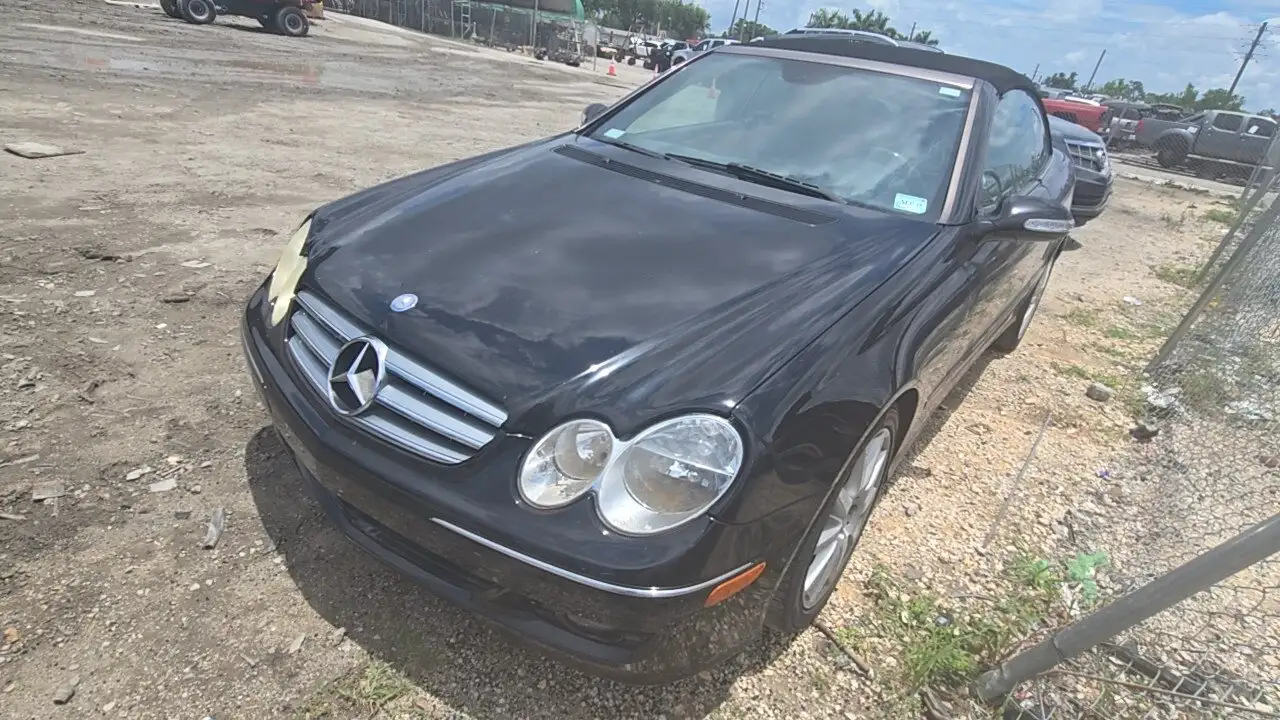 Photo of 2007 Mercedes-Benz Clk350