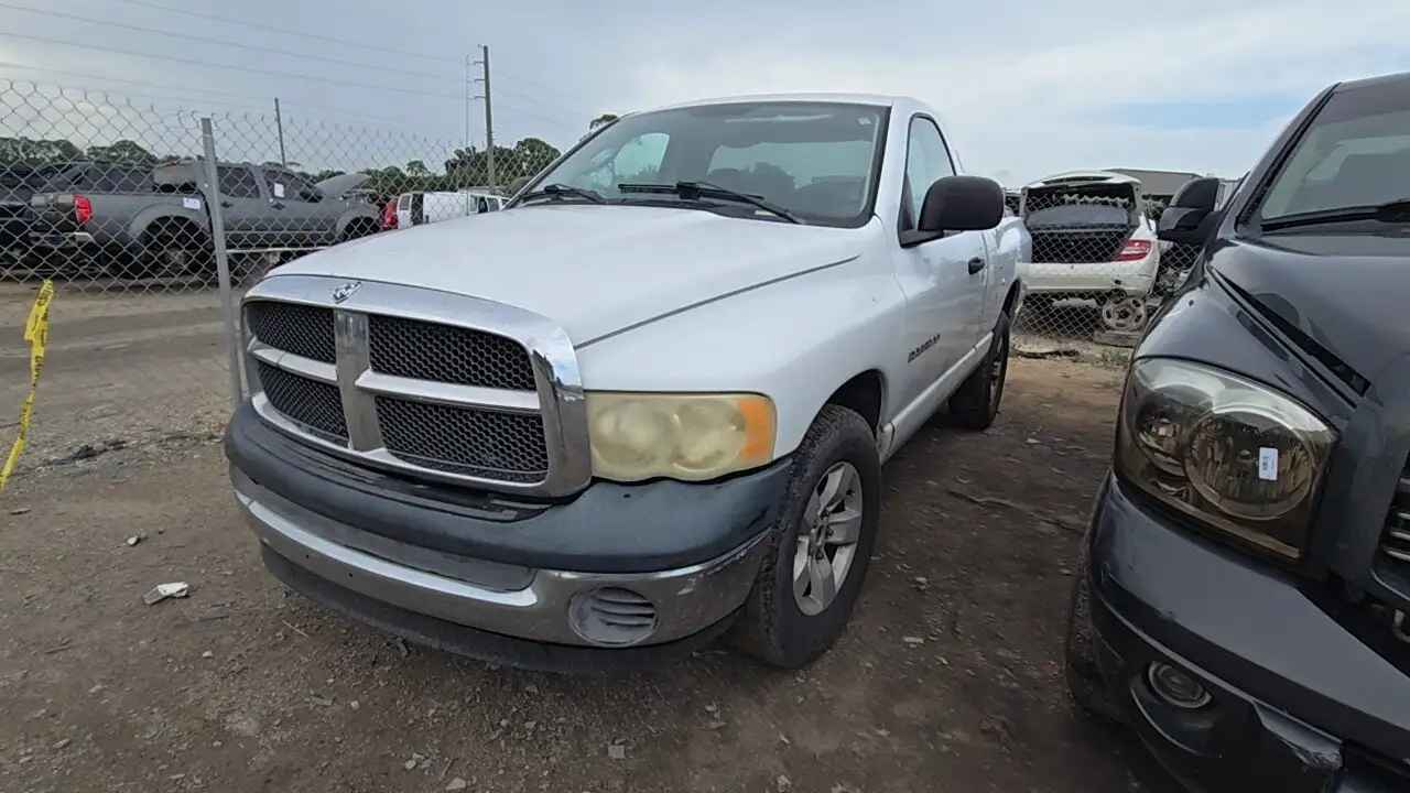 Photo of 2003 Dodge Ram 1500