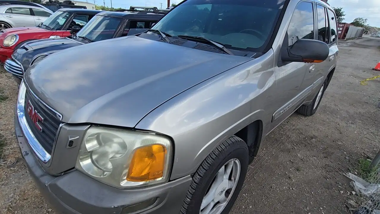 Photo of 2002 Gmc Envoy