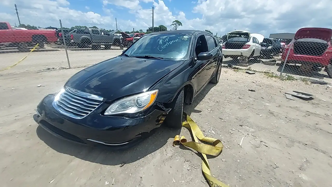 Photo of 2011 Chrysler 200