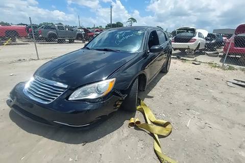 Photo of 2011 Chrysler 200