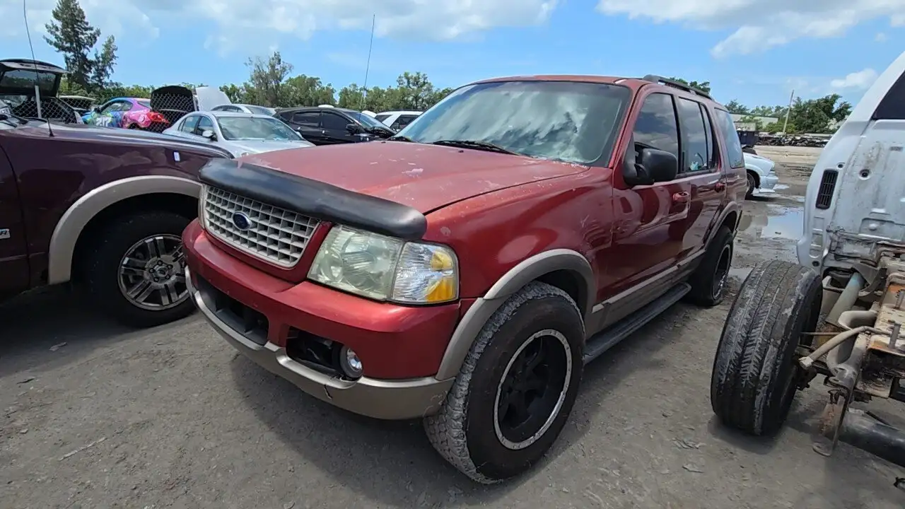 Photo of 2003 Ford Explorer