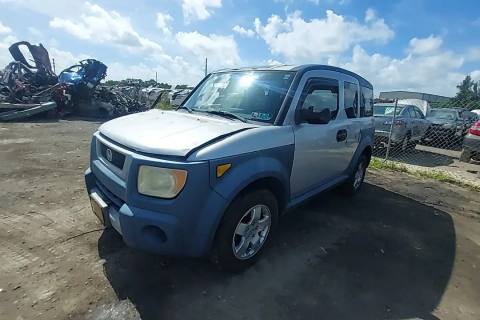 Photo of 2005 Honda Element