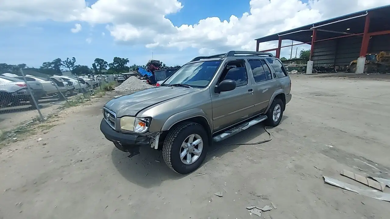Photo of 2003 Nissan Pathfinder