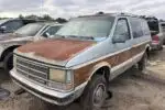 Photo of 1988 Dodge Caravan