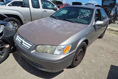 Photo of 2000 Toyota Camry