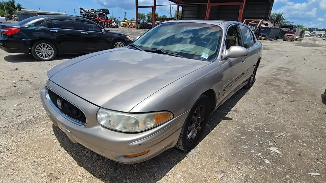Photo of 2004 Buick Lesabre