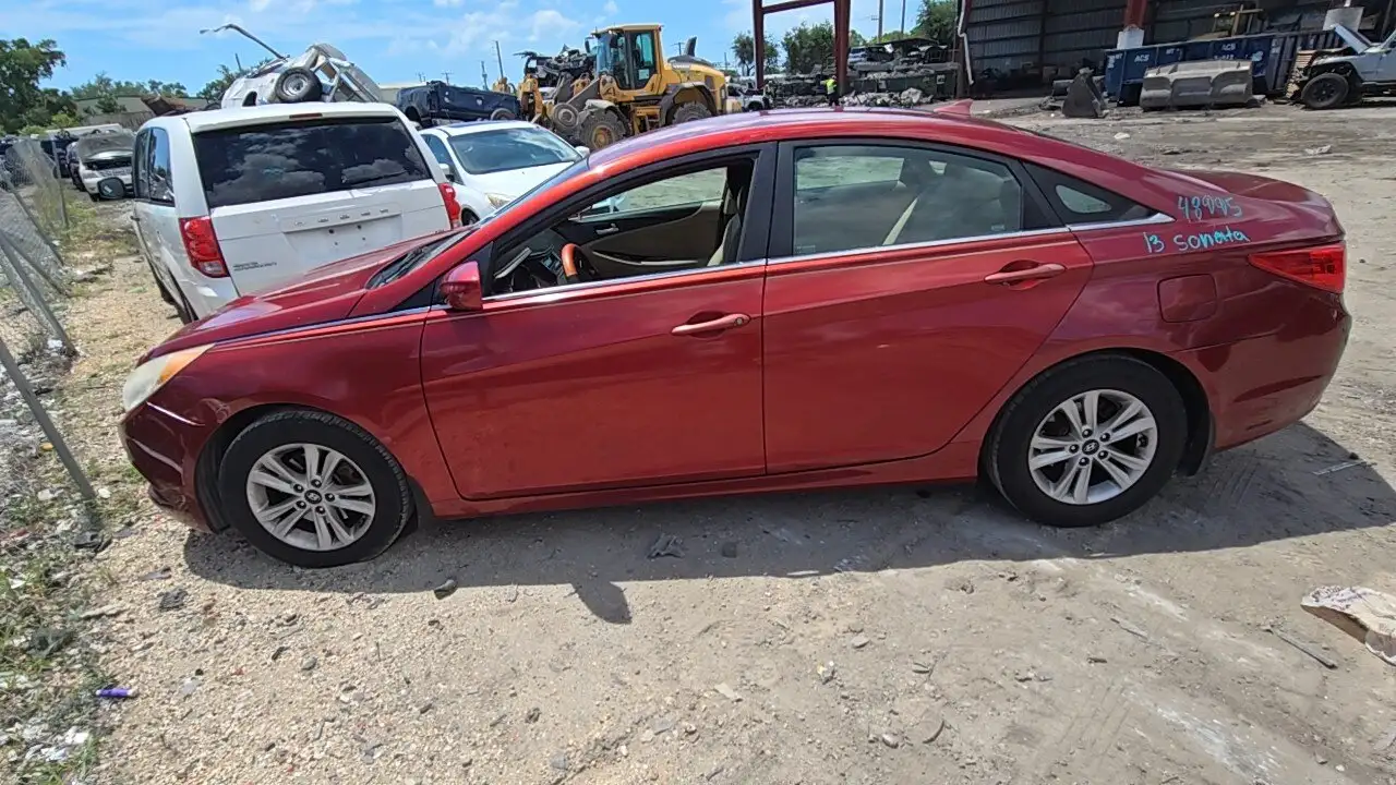 Photo of 2013 Hyundai Sonata