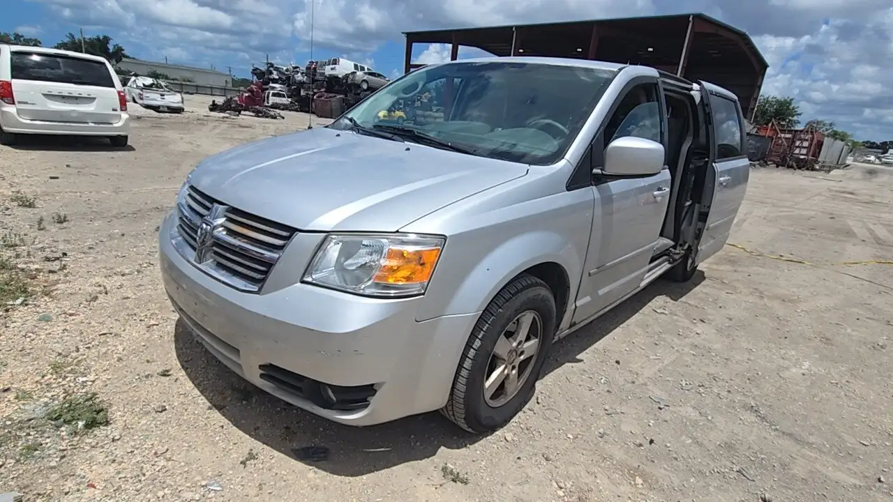 Photo of 2010 Dodge Grand Caravan