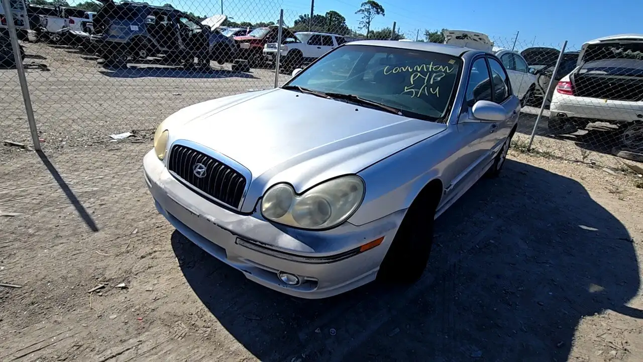 Photo of 2003 Hyundai Sonata