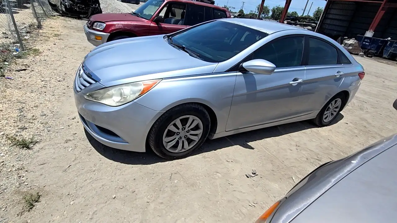 Photo of 2011 Hyundai Sonata