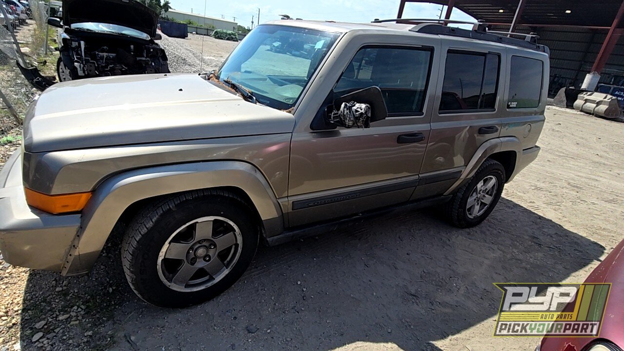 Photo of 2006 Jeep Commander