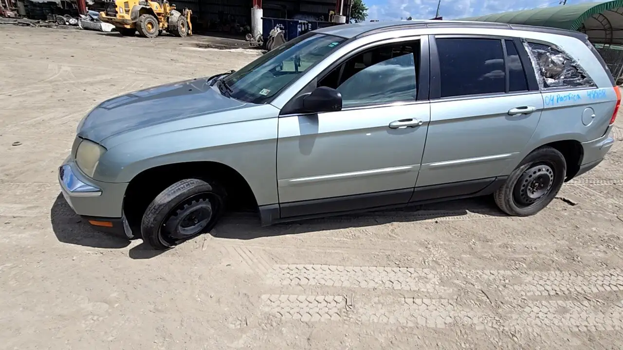 Photo of 2004 Chrysler Pacifica