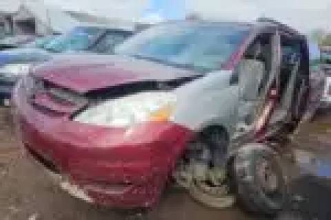 Photo of 2008 Toyota Sienna