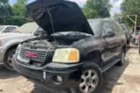 Photo of 2004 Gmc Envoy Xuv