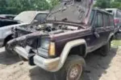 Photo of 1993 Jeep Cherokee