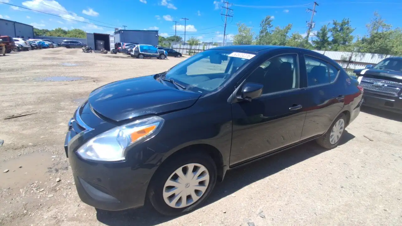 Photo of 2016 Nissan Versa