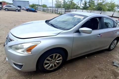 Photo of 2015 Nissan Altima