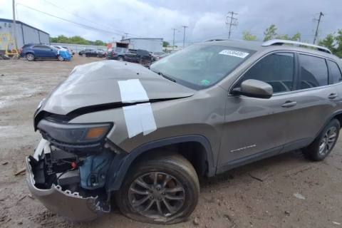 Photo of 2019 Jeep Cherokee