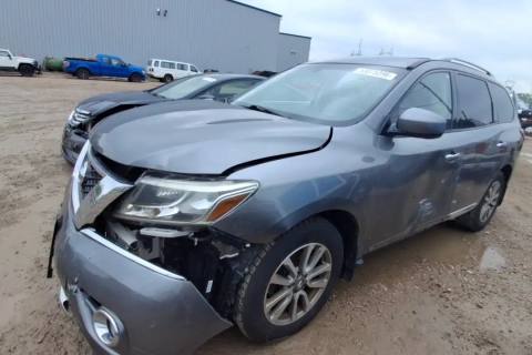 Photo of 2015 Nissan Pathfinder