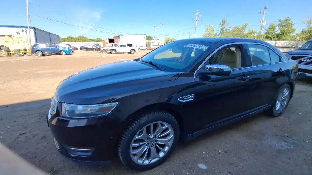 Photo of 2013 Ford Taurus