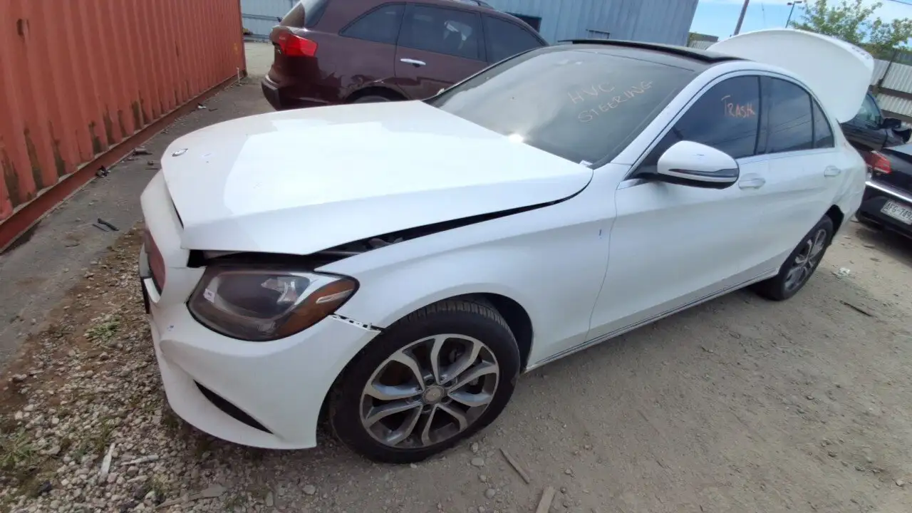 Photo of 2017 Mercedes-Benz C300