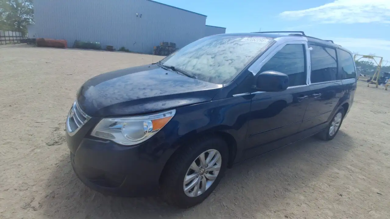 Photo of 2013 Volkswagen Routan