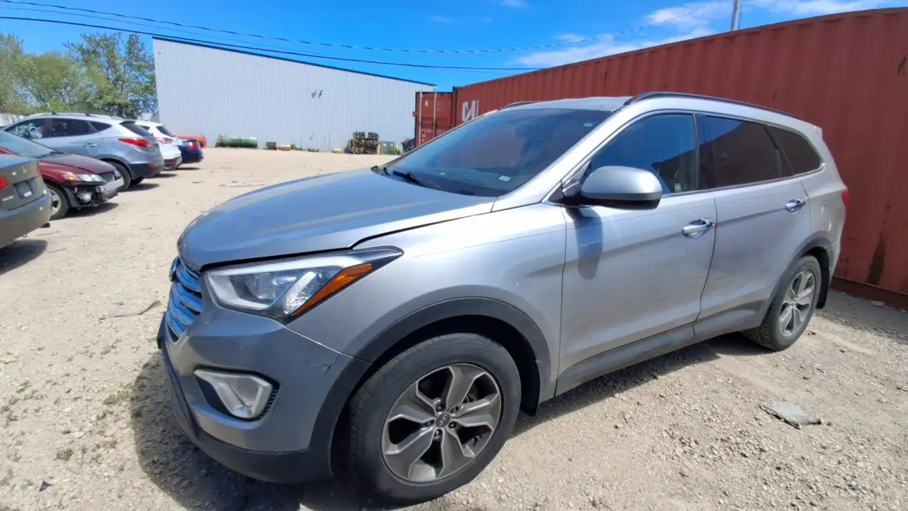 Photo of 2016 Hyundai Santa Fe