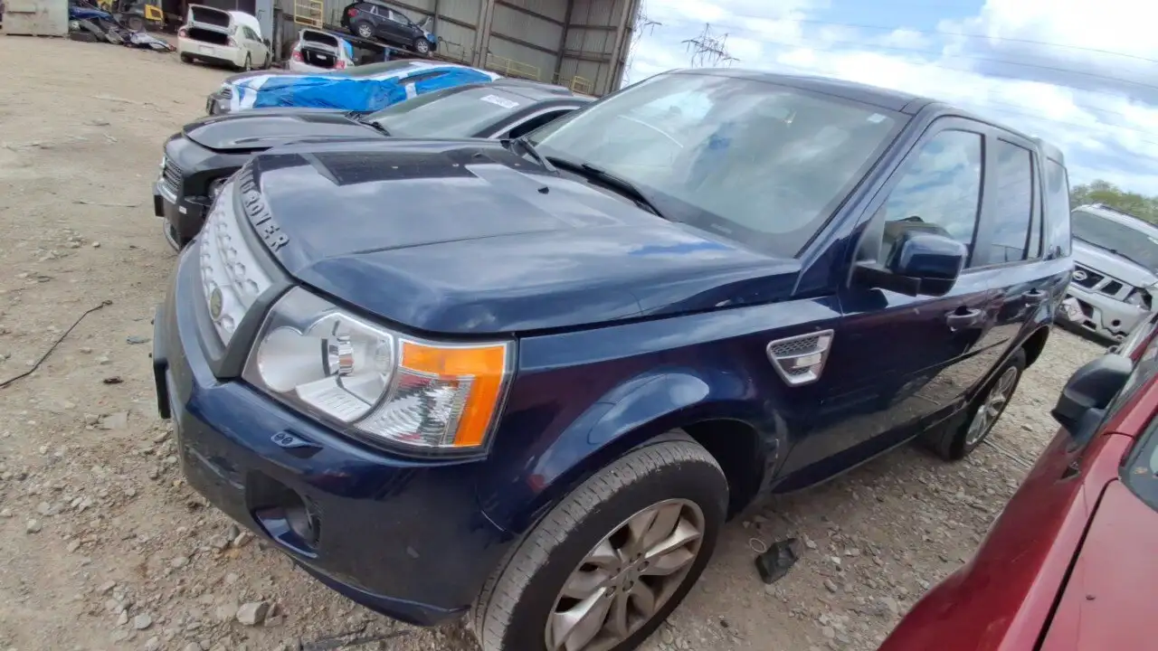 Photo of 2011 Land Rover Lr2