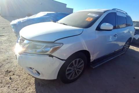 Photo of 2015 Nissan Pathfinder
