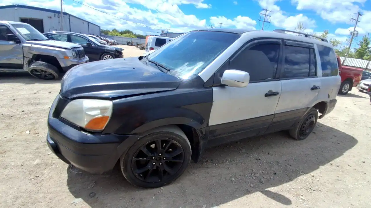 Photo of 2005 Honda Pilot