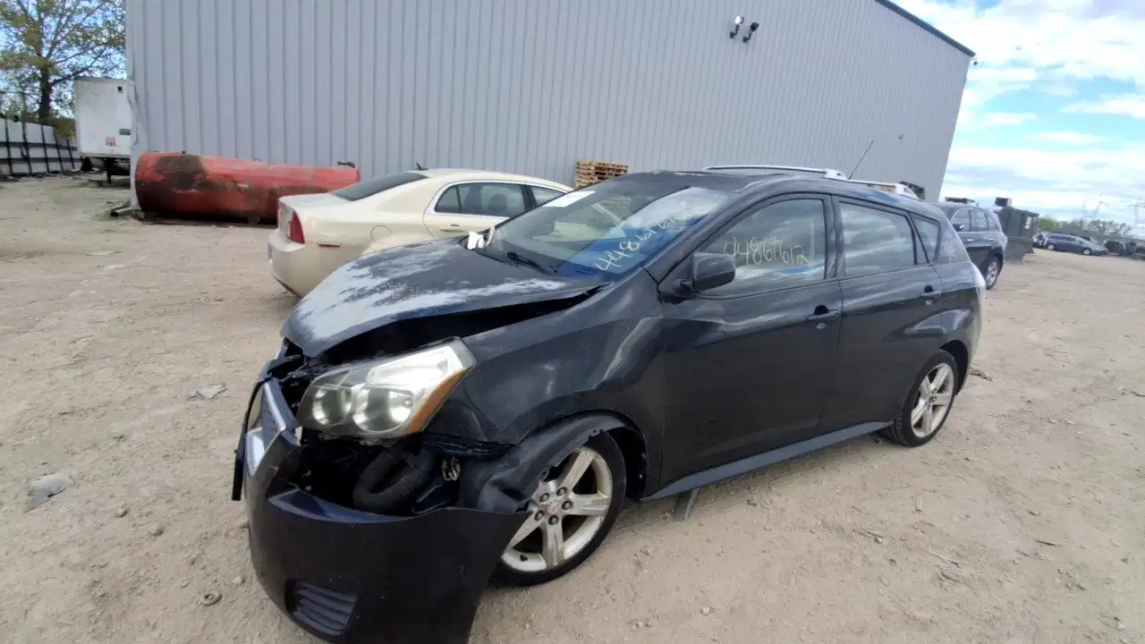 Photo of 2010 Pontiac Vibe