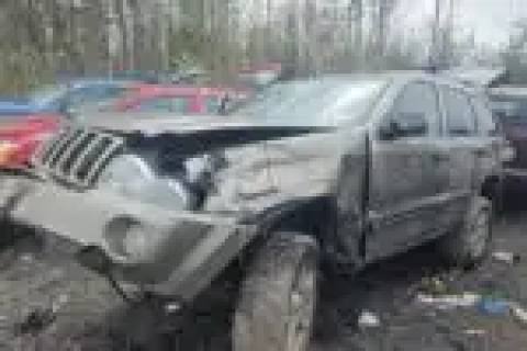 Photo of 2005 Jeep Grand Cherokee