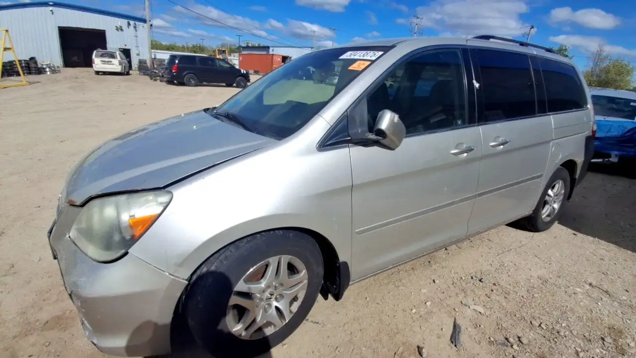 Photo of 2005 Honda Odyssey