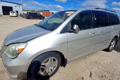 Photo of 2005 Honda Odyssey