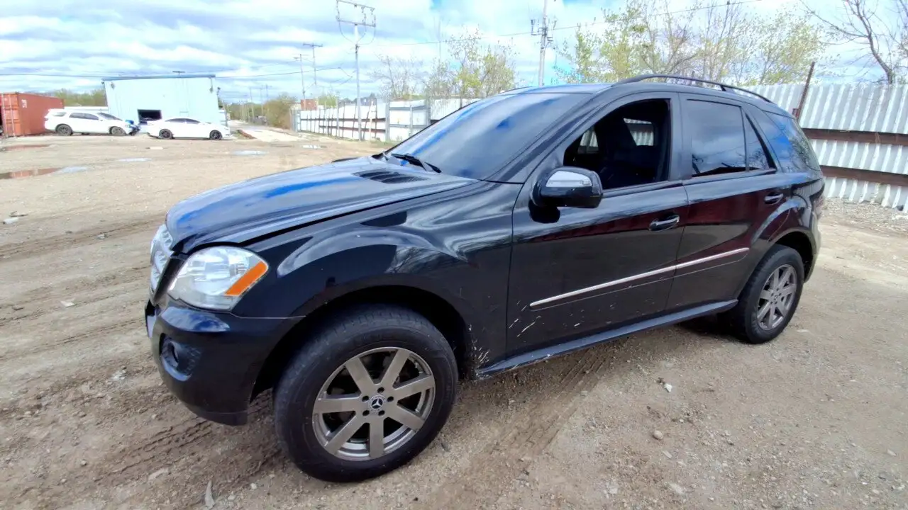Photo of 2009 Mercedes-Benz Ml350