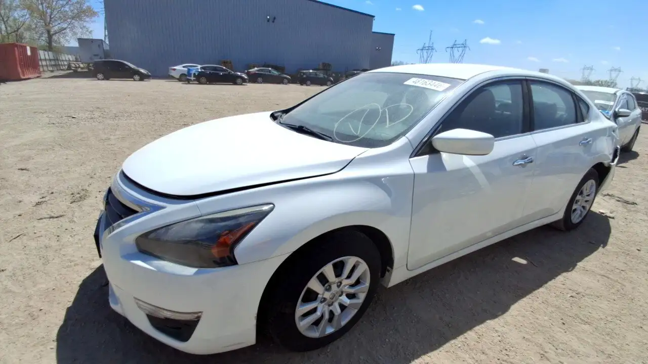 Photo of 2015 Nissan Altima