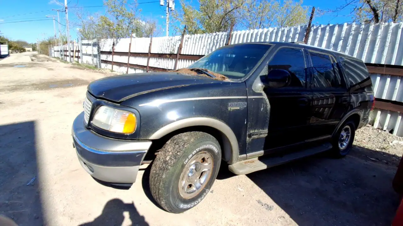 Photo of 2000 Ford Expedition