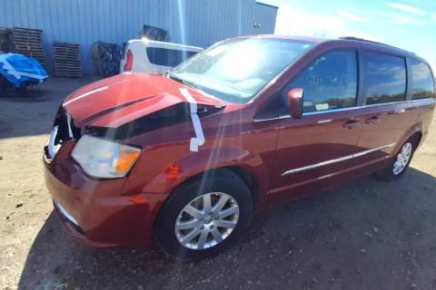 Photo of 2013 Chrysler Town & Country