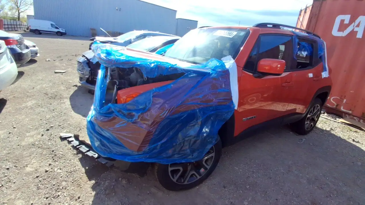 Photo of 2017 Jeep Renegade