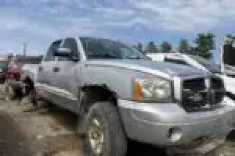 Photo of 2005 Dodge Dakota