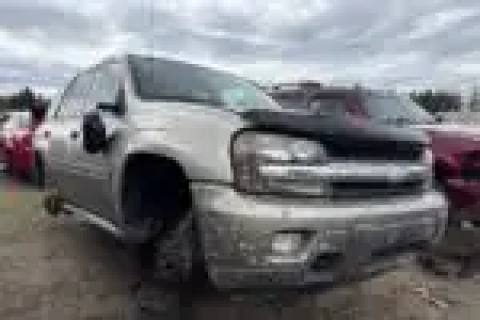 Photo of 2002 Chevrolet Trailblazer