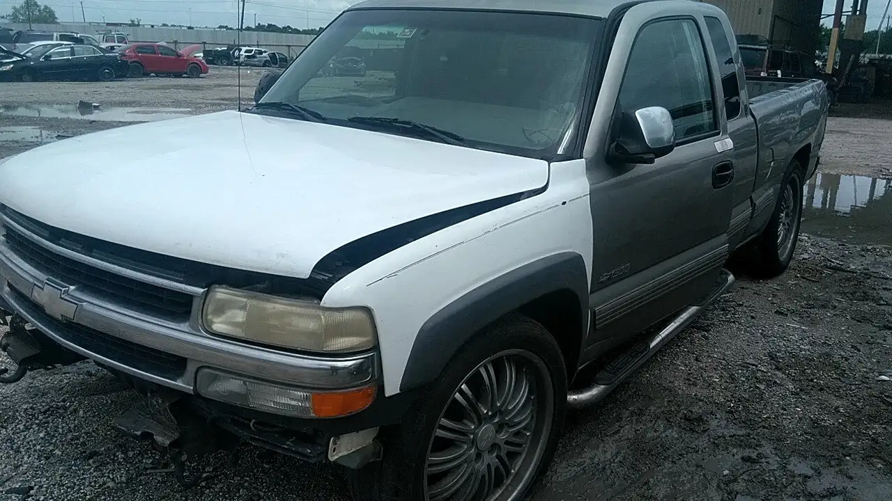 Photo of 2000 Chevrolet Silverado 1500
