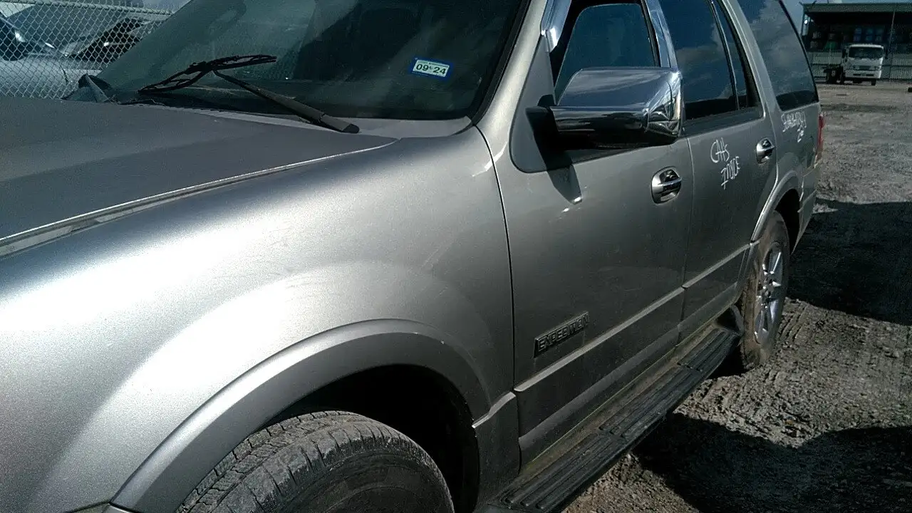 Photo of 2008 Ford Expedition