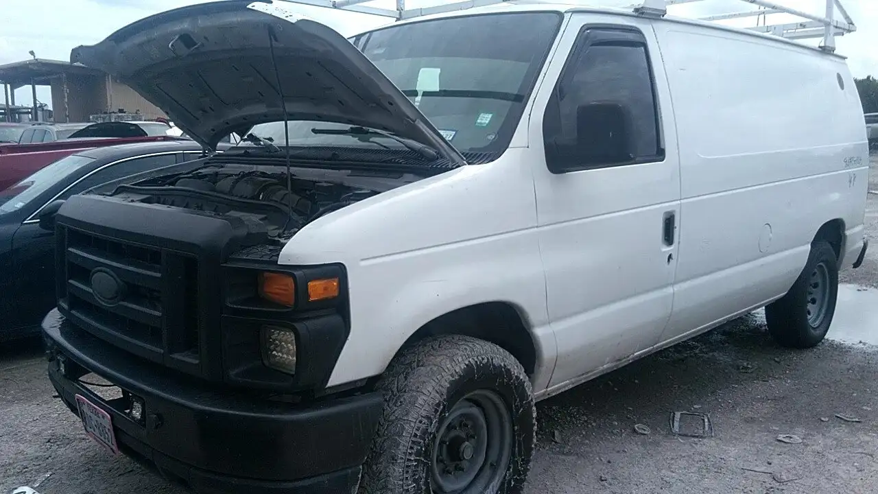 Photo of 2008 Ford E-150